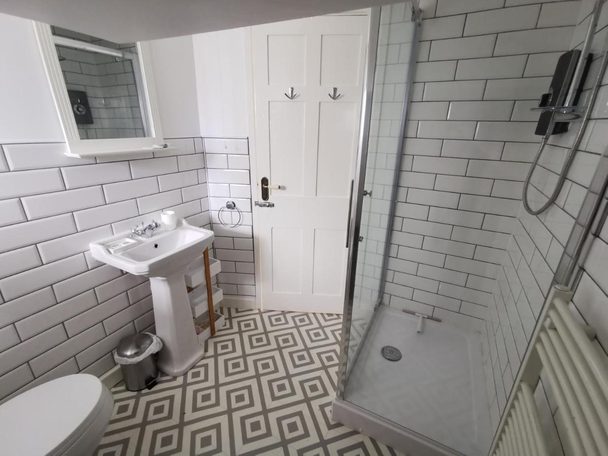 Eldon Row - Stylish Character Apartments - Central Location 1 & 2 Bed Available Dolgellau Luaran gambar