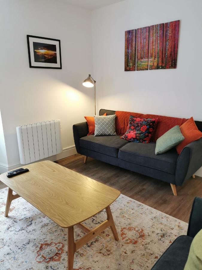 Eldon Row - Stylish Character Apartments - Central Location 1 & 2 Bed Available Dolgellau Luaran gambar